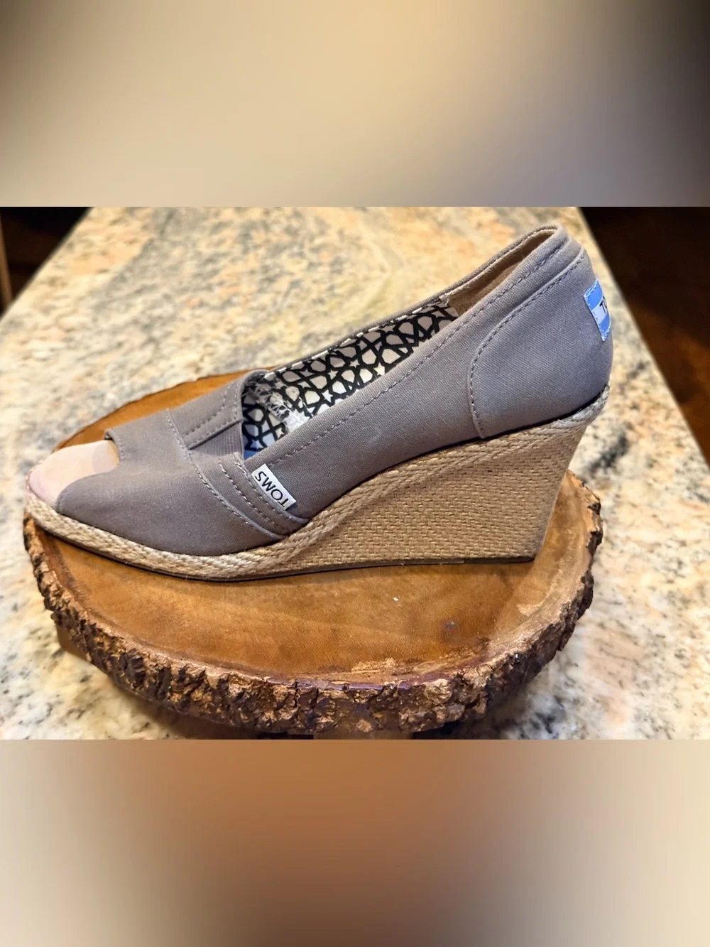 TOMS Gray Canvas Peep Toe Espadrille Wedge Heels Women’s Size 9 EU 40 Casual Com